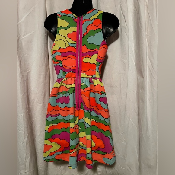 L'amour Nanette Lepore Neon Rainbow Cloud Pop Art Print Skater Dress Size M - Picture 2 of 5